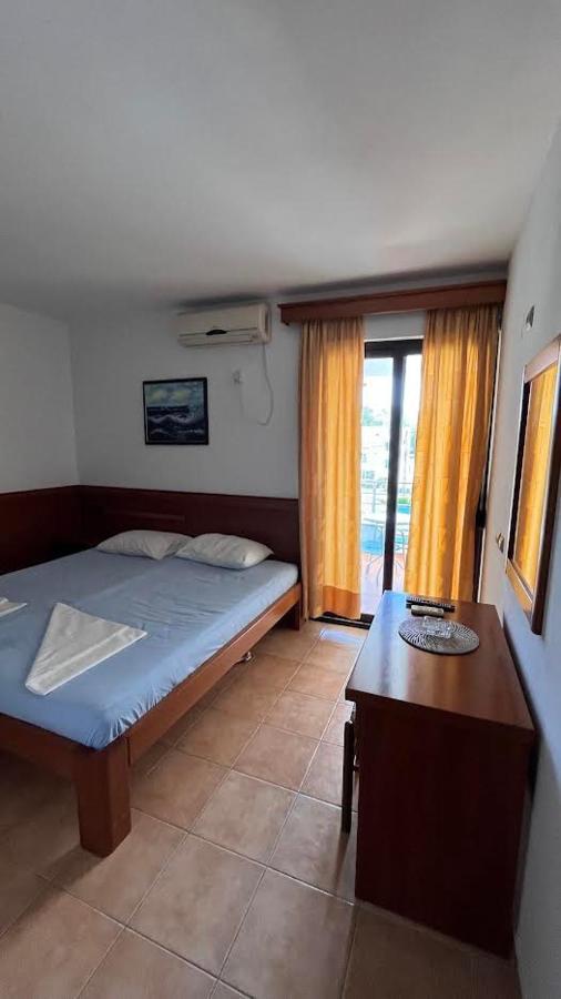 Отель Buzuku House Улцинь Экстерьер фото