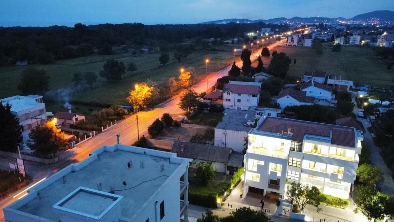 Отель Buzuku House Улцинь Экстерьер фото