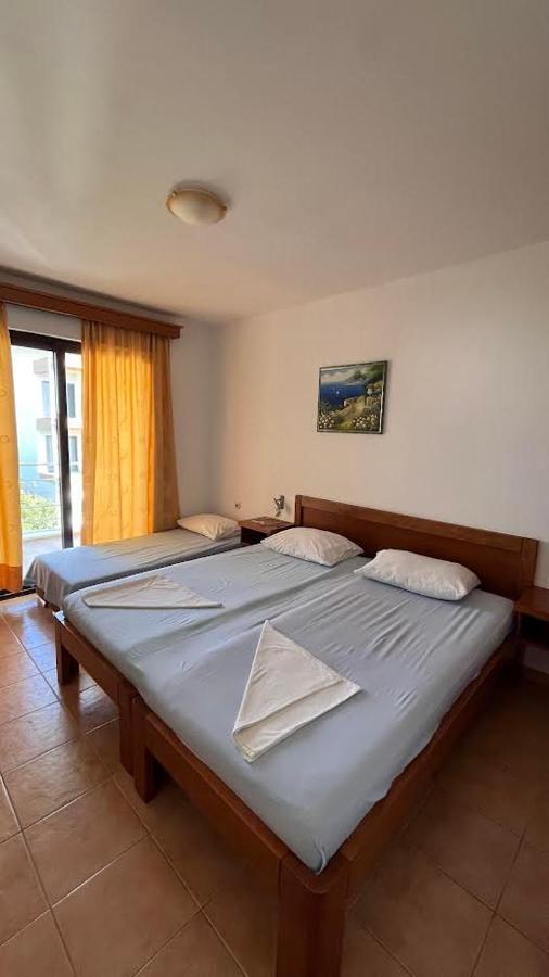 Отель Buzuku House Улцинь Экстерьер фото
