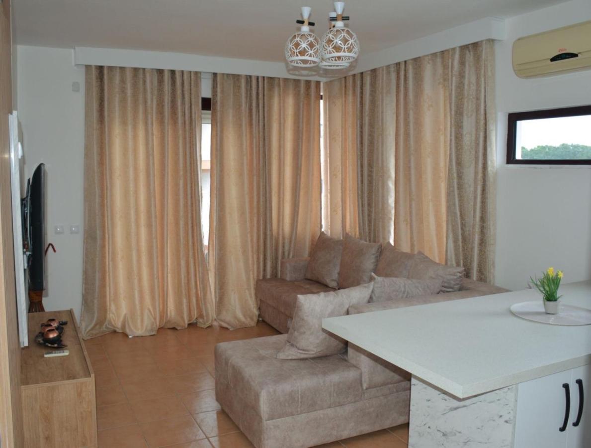 Отель Buzuku House Улцинь Экстерьер фото