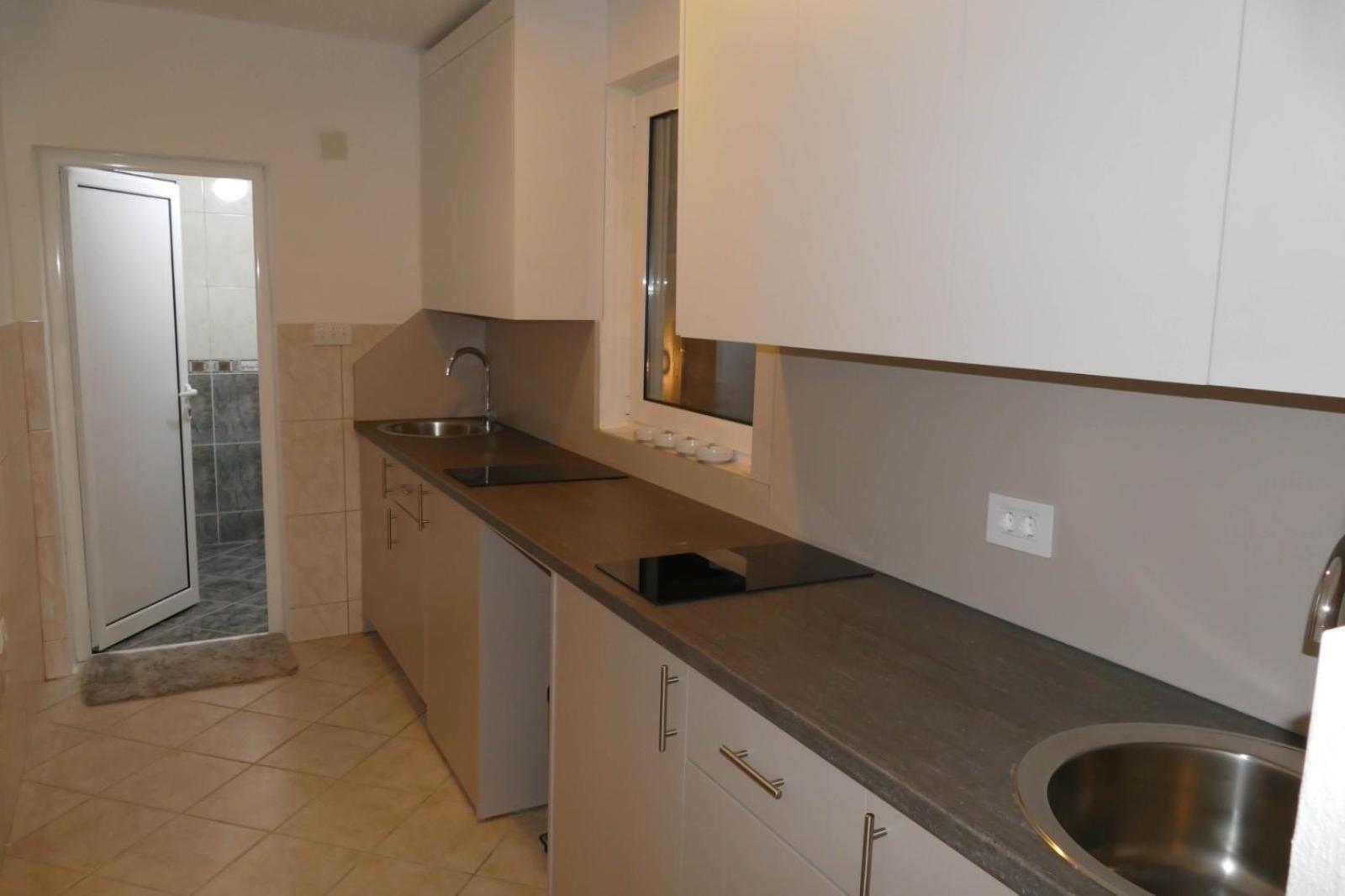 Отель Buzuku House Улцинь Экстерьер фото